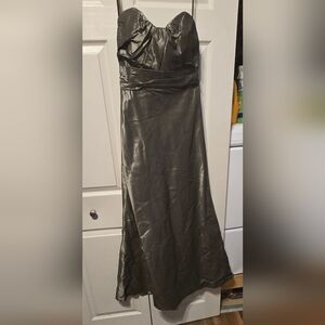 Size 4 - Strapless Amsale Dress